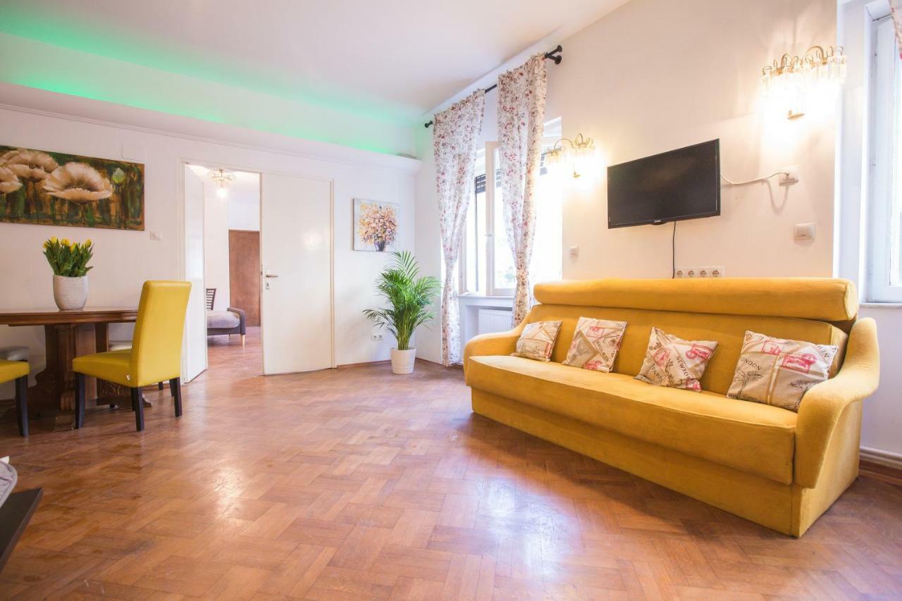 Color Apartments Nicolae Tonitza St ブカレスト エクステリア 写真