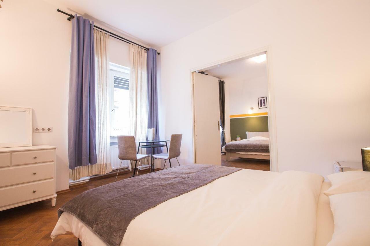 Color Apartments Nicolae Tonitza St ブカレスト エクステリア 写真