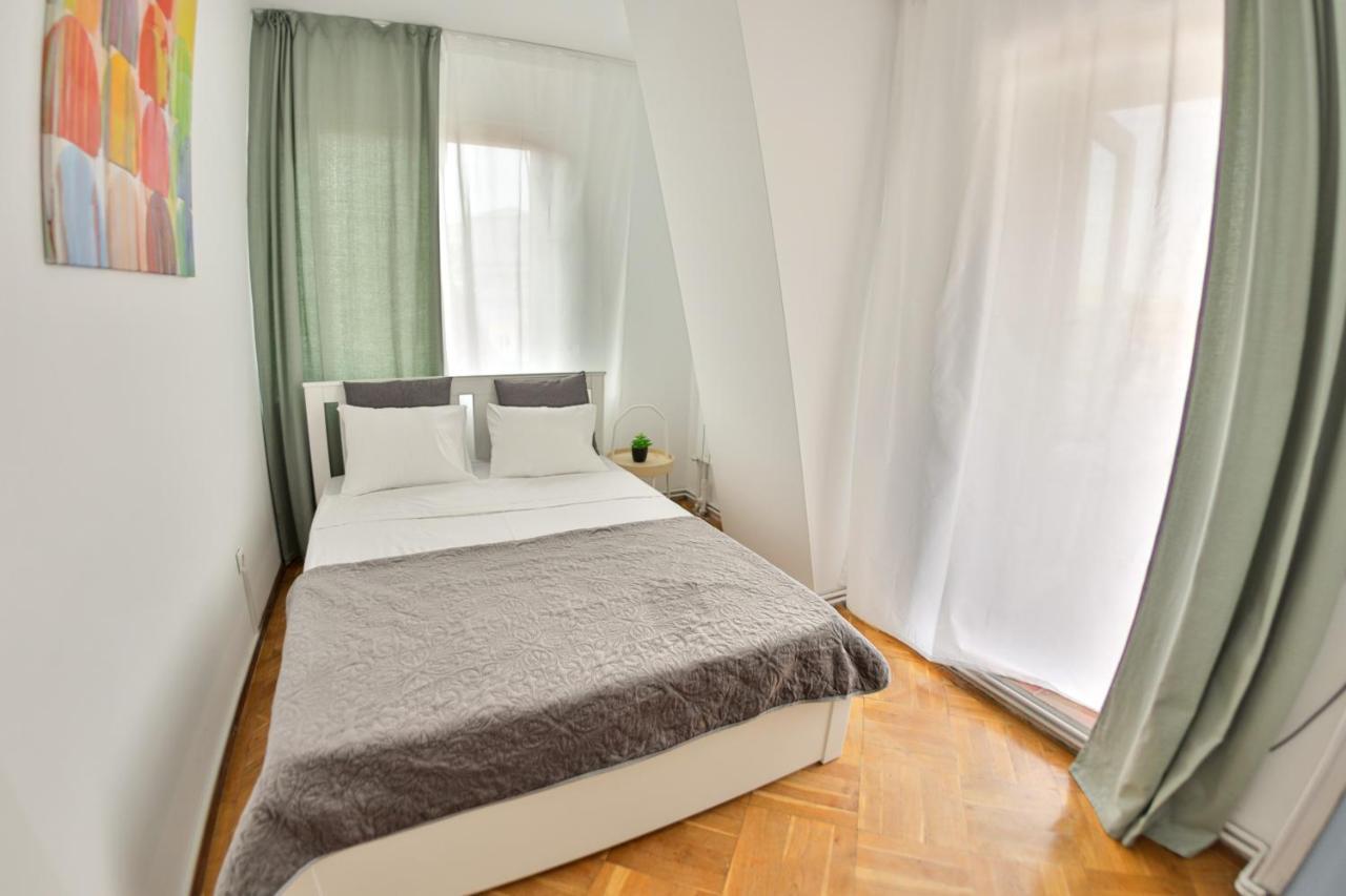 Color Apartments Nicolae Tonitza St ブカレスト エクステリア 写真
